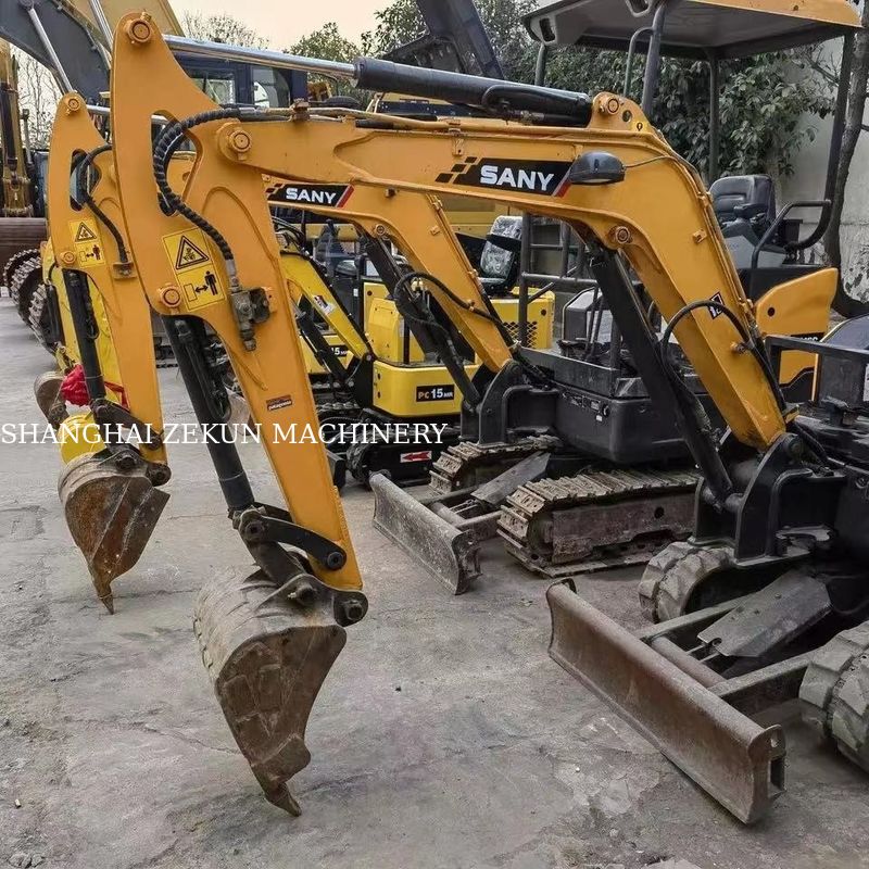 10.3KW Sany SY16C 1,6 тонны мини экскаватор с резиновой шиной и оригинальным гидравлическим насосом