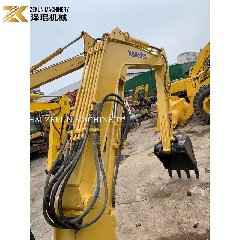 Эксплуатационный экскаватор Komatsu PC55MR-2 мощностью 28,5 кВт и емкостью 0.2 м3