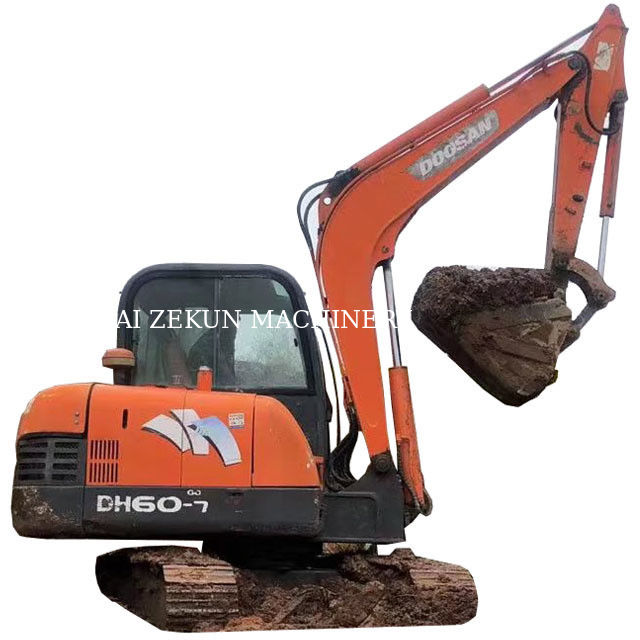 2010 EX60 мини экскаватор 38,1 кВт с оригинальным гидравлическим клапаном