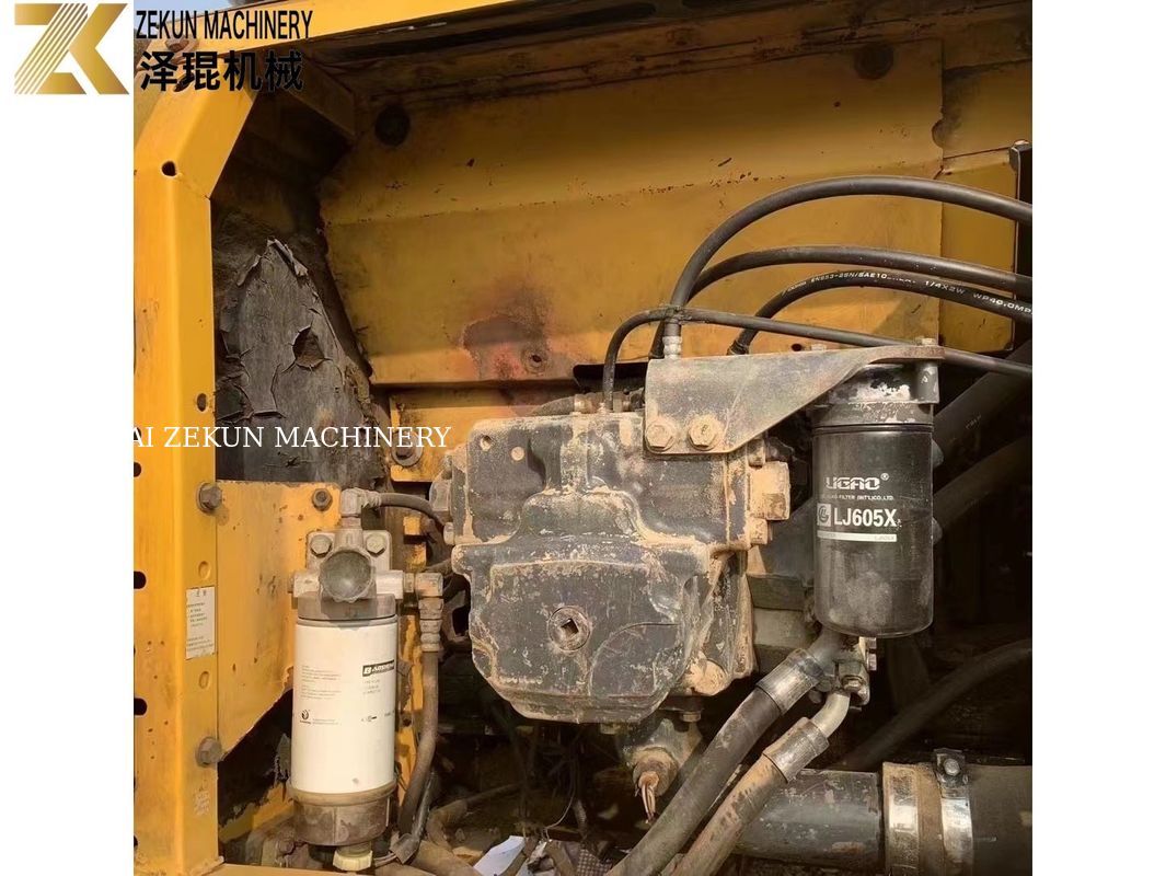 Использованный экскаватор Komatsu 200 Вторая рука PC200-6 Кавальщик Рабочая масса 20,15 тонны