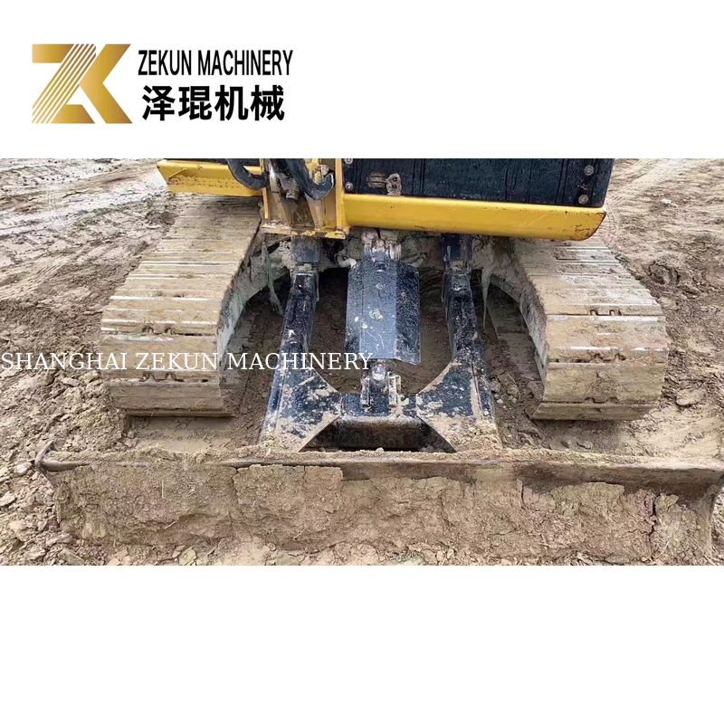 Использованный CAT 305.5E2 мини экскаватор отслеживается 305.5 5380 кг Машина вес 32 кВт мощность