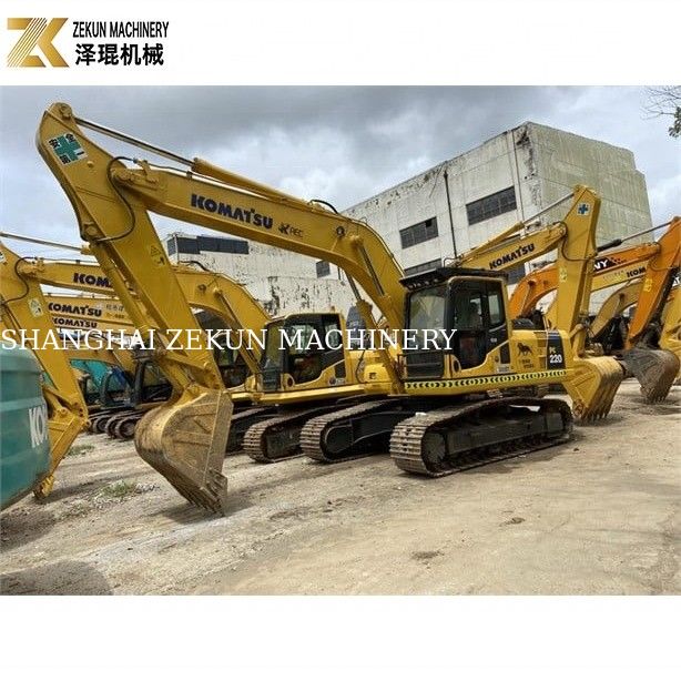 Подержанный экскаватор Komatsu PC 220 с оригинальным японским двигателем