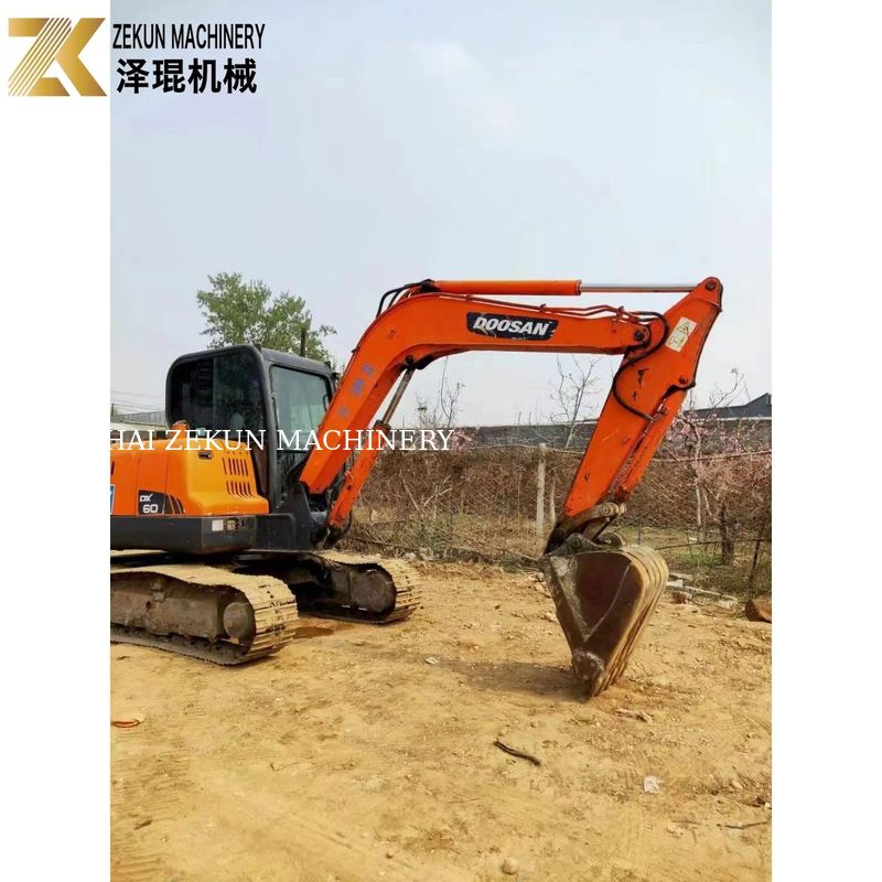 Подержанный экскаватор Doosan DX60-7 DX60-9 6T из Кореи