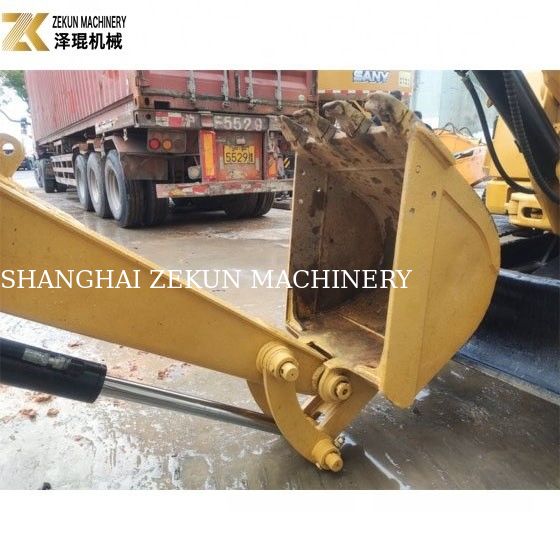 4 тонны Эксплуатационный экскаватор CAT 304 с закрытой кабиной и оригинальным гидравлическим цилиндром