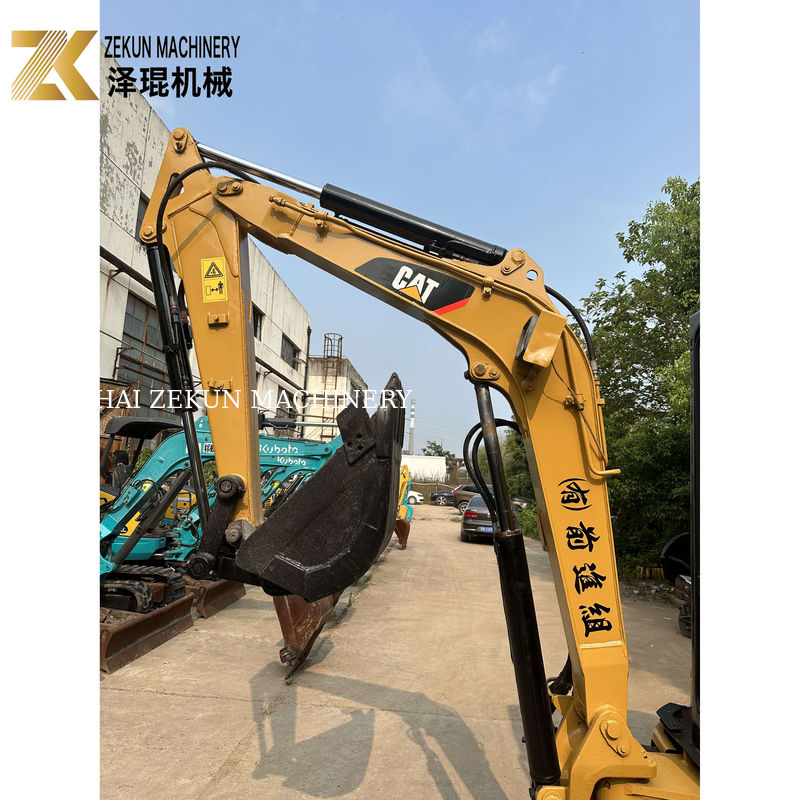 Подержанный экскаватор Caterpillar Cat 303 с 0,12 м3 в 2020 году