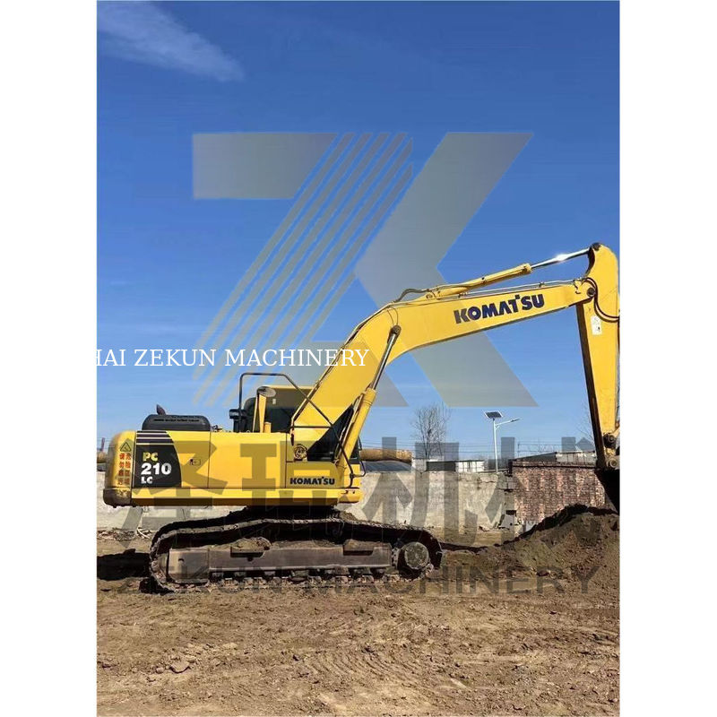 Komatsu PC210-8 PC210-8M0 21-тонный экскаватор в Шанхае с 4001-6000 рабочими часами