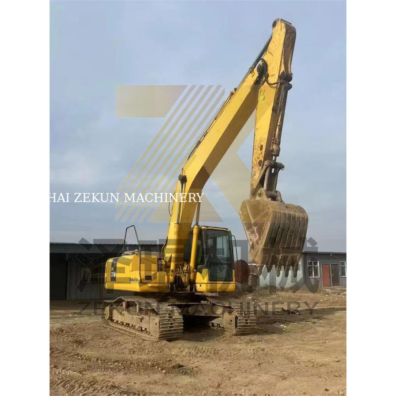 0.8м3 вместимость ведра Использованный экскаватор Komatsu PC200-7 с другим гидравлическим цилиндром