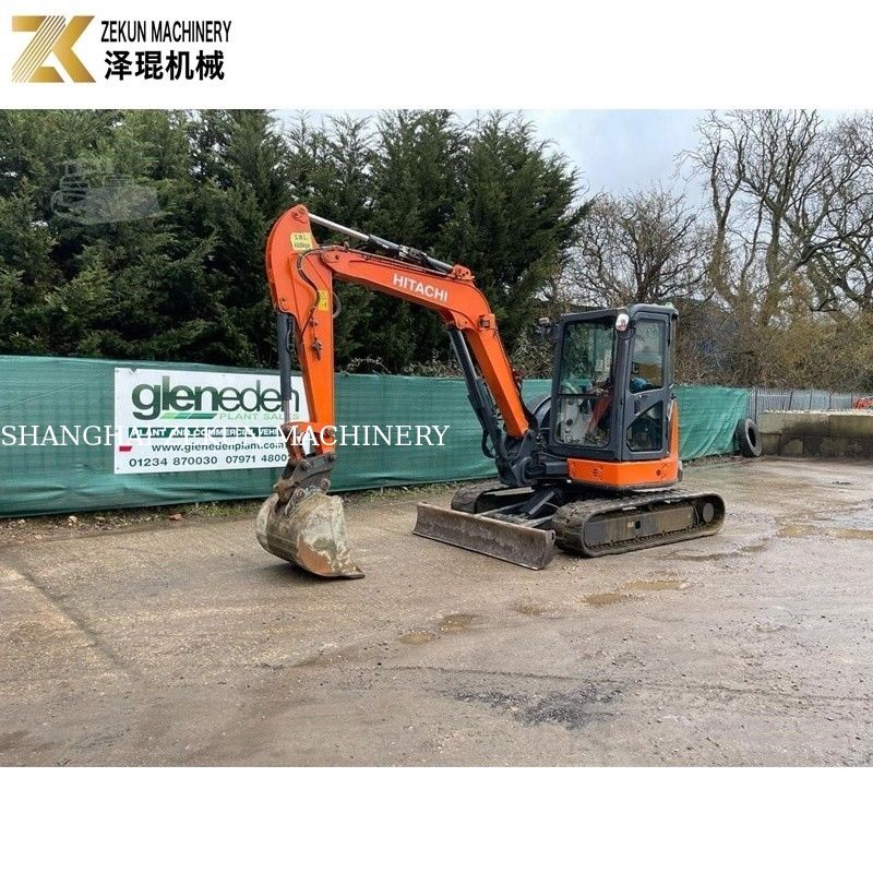 Использованный мини-экскаватор Hitachi ZX55U. Японский оригинал.