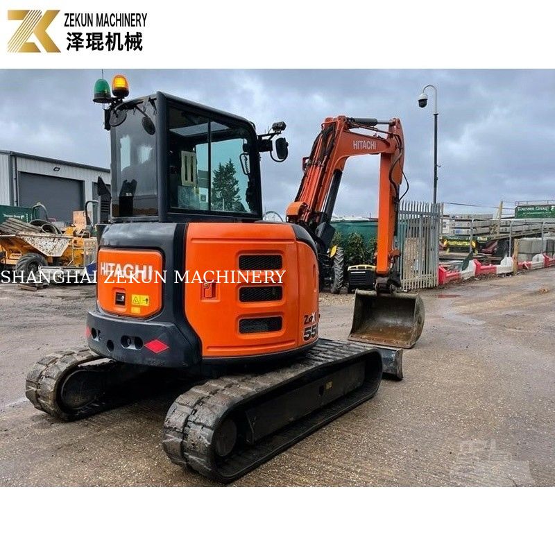 Использованный мини-экскаватор Hitachi ZX55U. Японский оригинал.