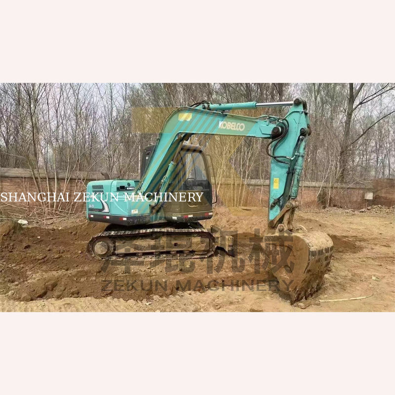 4001-6000 Рабочие часы Использованный экскаватор Kobelco SK75-8 SR для Шанхайских аукционов