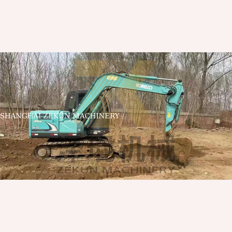 4001-6000 Рабочие часы Использованный экскаватор Kobelco SK75-8 SR для Шанхайских аукционов