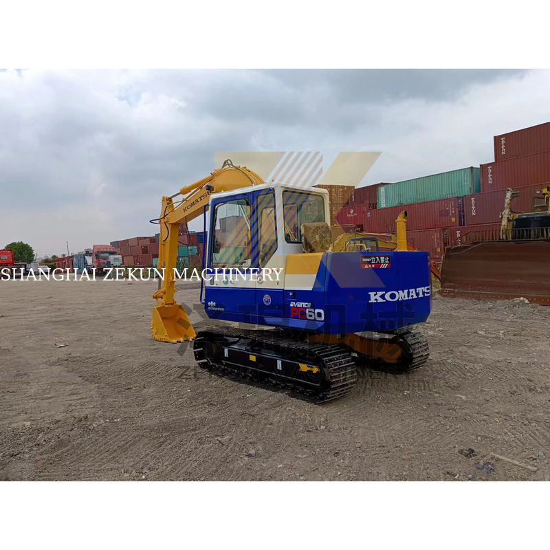 Использованный экскаватор Komatsu PC60-5 в хорошем состоянии с другим гидравлическим цилиндром и в 2022 году