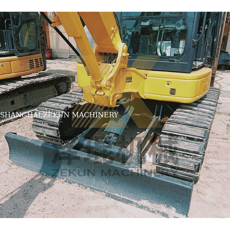 Небольшой размер Использованный экскаватор Komatsu PC 40 PC40MR-1 PC40MR-2 с рабочим временем 2001-4000