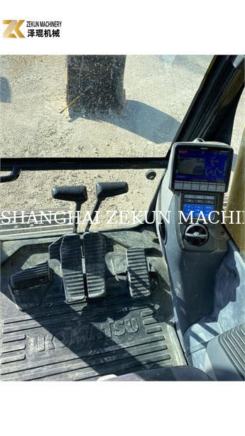 Подержанный экскаватор Komatsu PC 210-LC 7 с резиновыми подушками 20900 кг