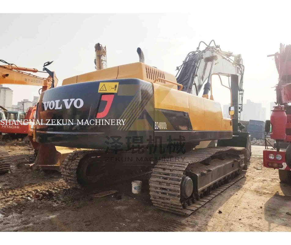 Использованный экскаватор VOLVO EC480DL мощностью 270 кВт и емкостью 1,77 3,8 м3