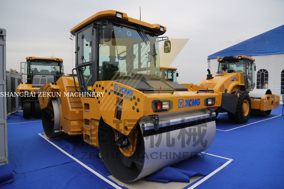 12-тонный XCMG XD123 двойной барабанный ролик China Stage III Road Construction Equipment