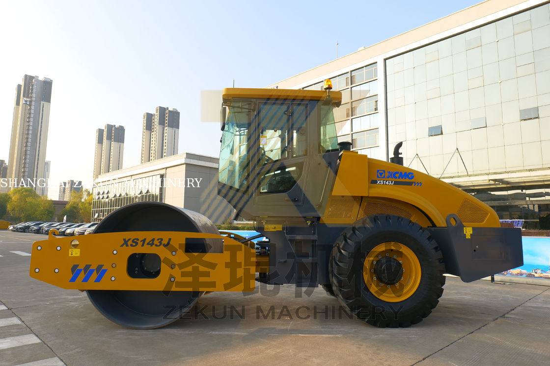 14-тонный XCMG XS143J однобарабанный вибрационный ролик China Stage II