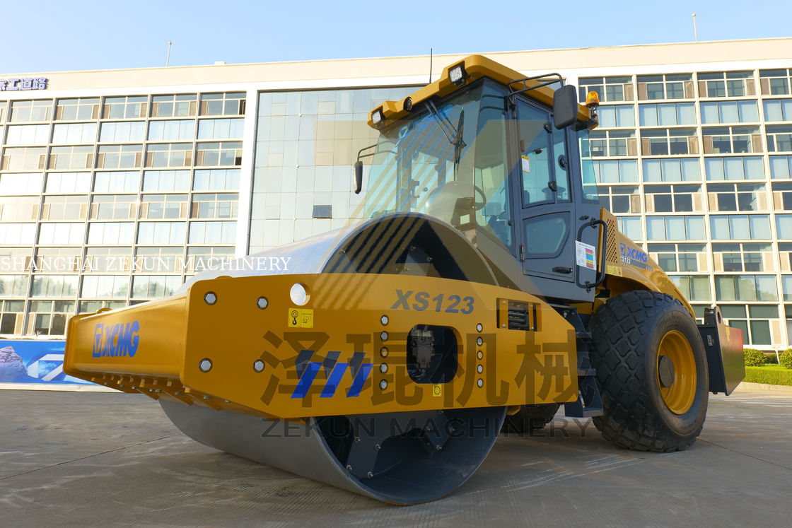 12-тонный XCMG XS123 тяжелое вибрационное роликовое оборудование China Stage III Road Construction
