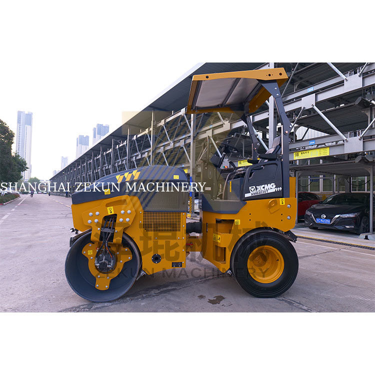 3.8T XCMG XMR403VT вибрационный ролик КНР III этап