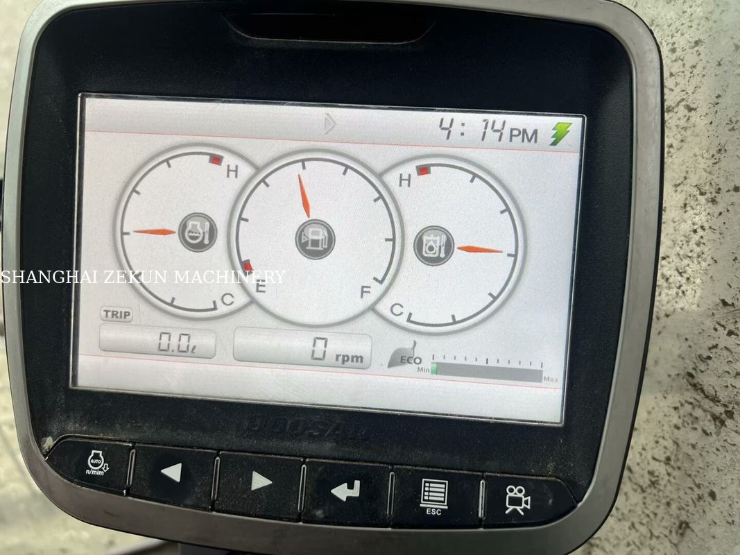 Использованный экскаватор Doosan DX380 с 4 816 рабочими часами в хорошем состоянии