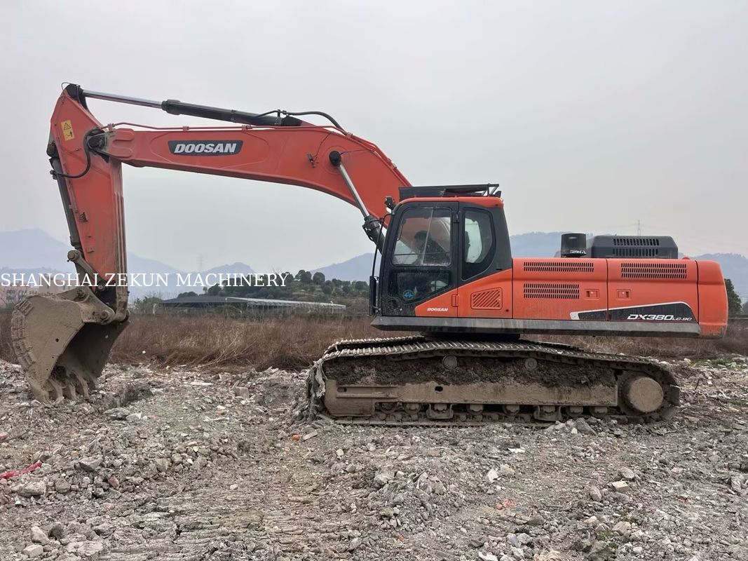Использованный экскаватор Doosan DX380 с 4 816 рабочими часами в хорошем состоянии