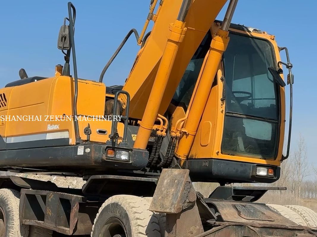 2014 Hyundai R210W-9 21-тонный колесный экскаватор идеально подходит для строительных проектов
