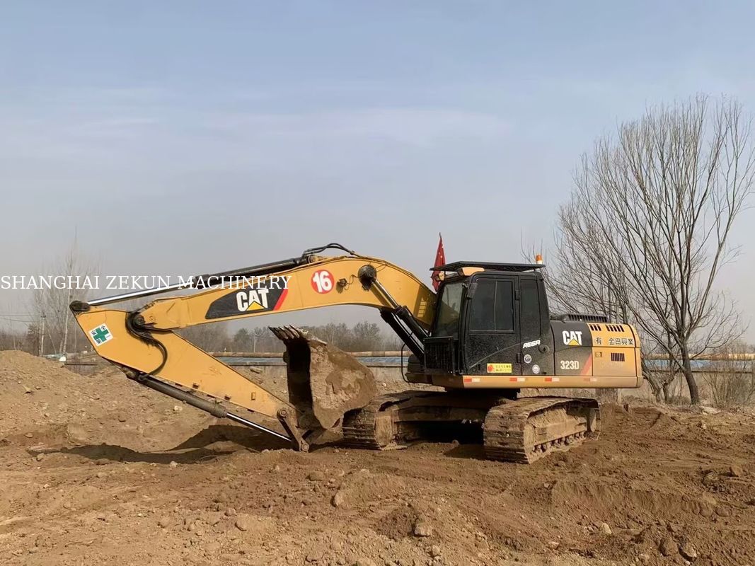 Многофункциональный экскаватор 2020 Cat 323D2 23 тонны 4877 часов для различных применений