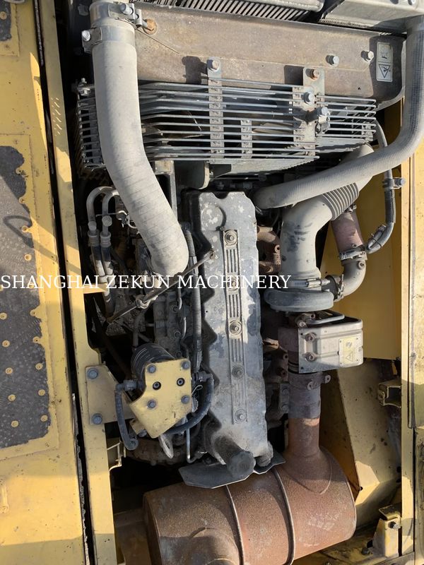 2015 Экскаватор Komatsu PC210LC-8MO с эксплуатационной массой 100 кг и максимальной досягаемостью копания 9