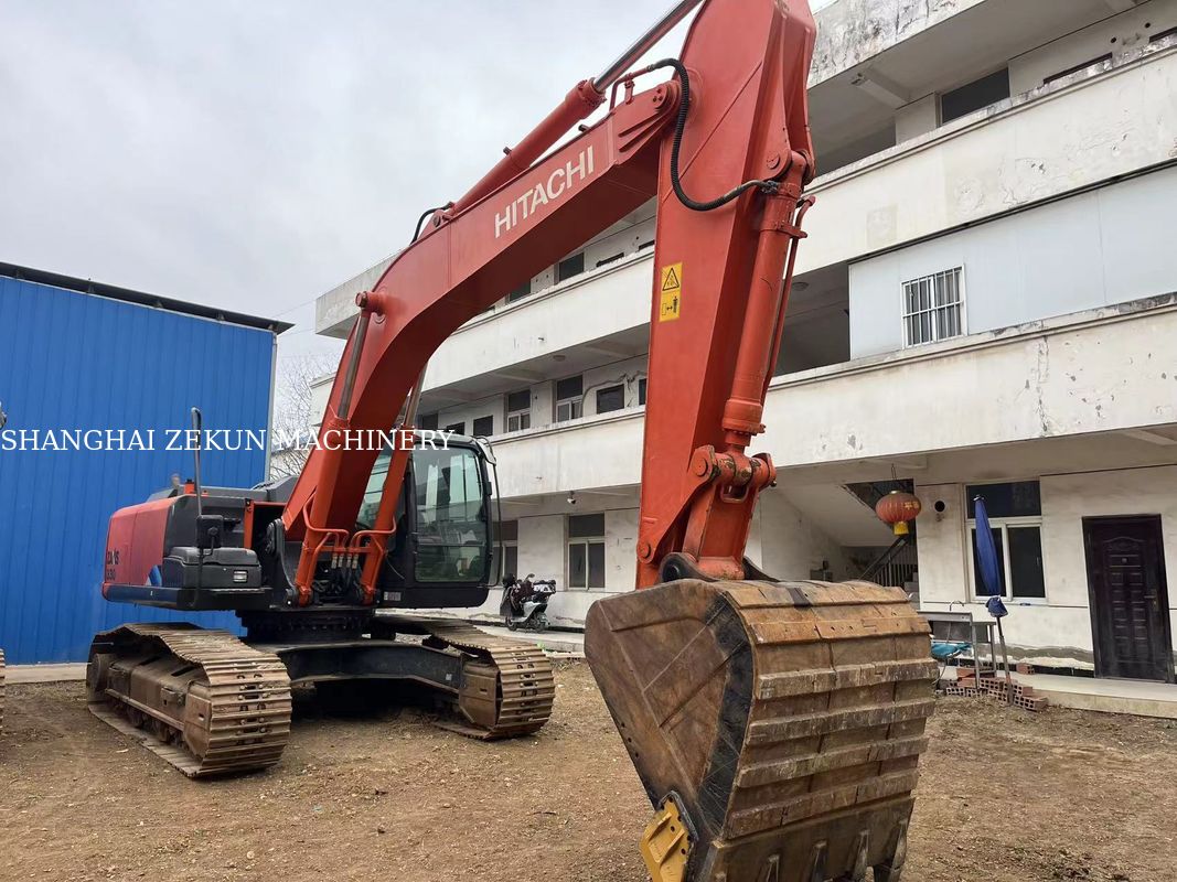 Экскаватор Hitachi ZX330-5A 2022 года выпуска, наработка 2968 моточасов, давление в гидравлической системе 34,3 МПа, длина стрелы 6,5 м