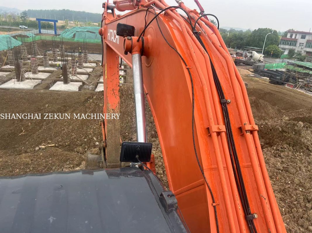 2020 Hitachi ZX220-5A экскаватор 6541hrs Максимальная высота копания 630 мм Максимальная глубина копания 670 мм Для тяжелых работ