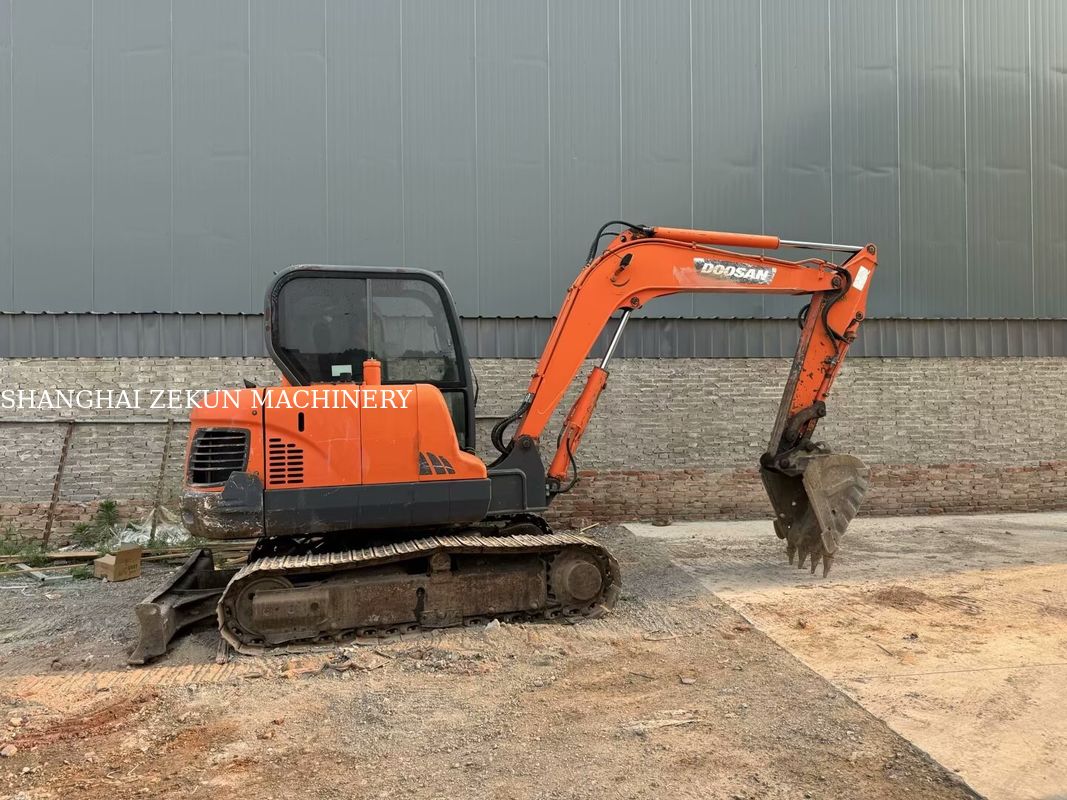 Doosan DX60 экскаватор уровень 3 стандарт выбросов Максимальная протяженность на уровне земли 100 мм и производительность