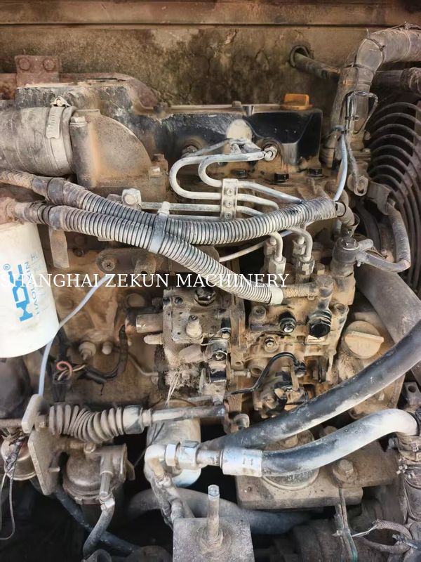 Экскаватор Doosan DX60 2013 года выпуска с гидравлическим давлением 27,5 МПа и максимальной высотой копания 800 мм