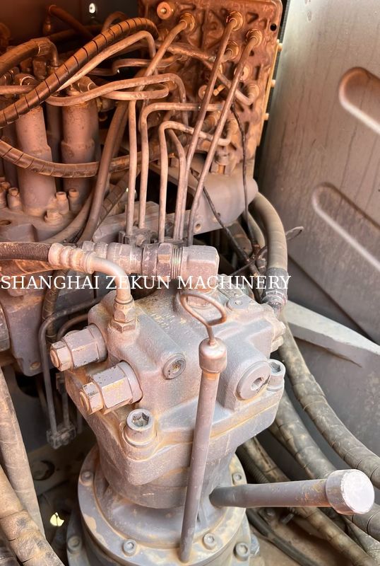 Использованный экскаватор Hitachi ZX130-6 с наработкой 11053 часа, длина стрелы 4,6 м, гидравлическое давление 34,3 МПа