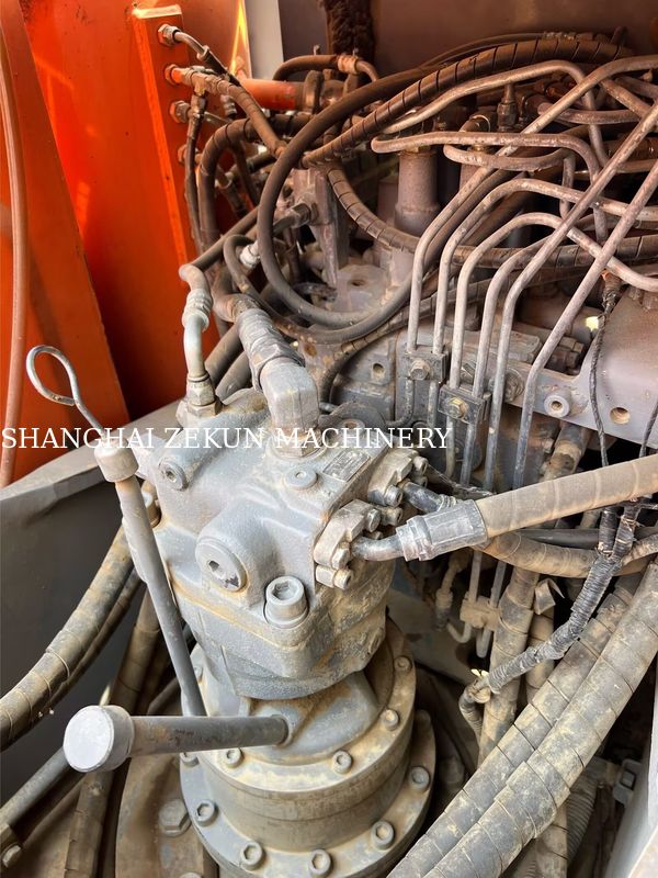 Использованный экскаватор Hitachi ZX130-6 с наработкой 11053 часа, длина стрелы 4,6 м, гидравлическое давление 34,3 МПа