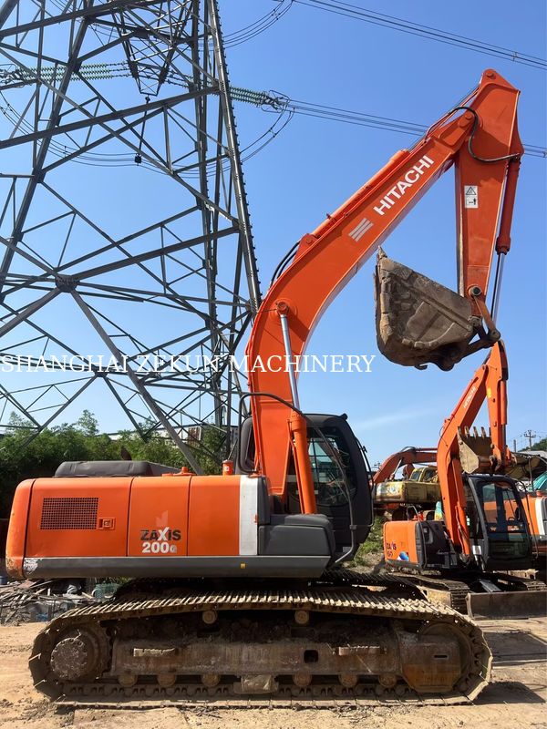 Хитачи ZX200-3G экскаватор 12081hrs Скорость движения 3,5 / 5,5 км/ч Кабина Функции многофункциональный дисплей