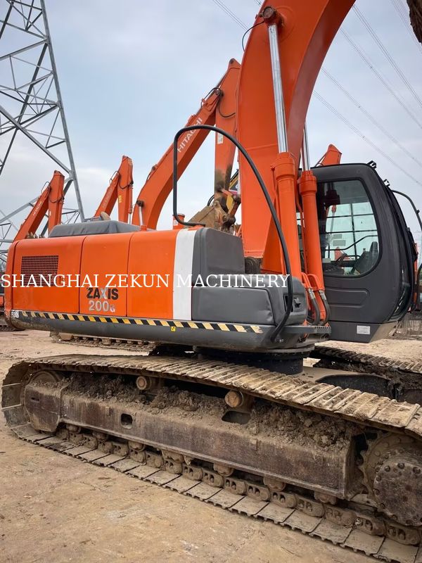 11051 часов Экскаватор Hitachi ZX200-3G с объемом ковша 0,8 – 1,0 м3